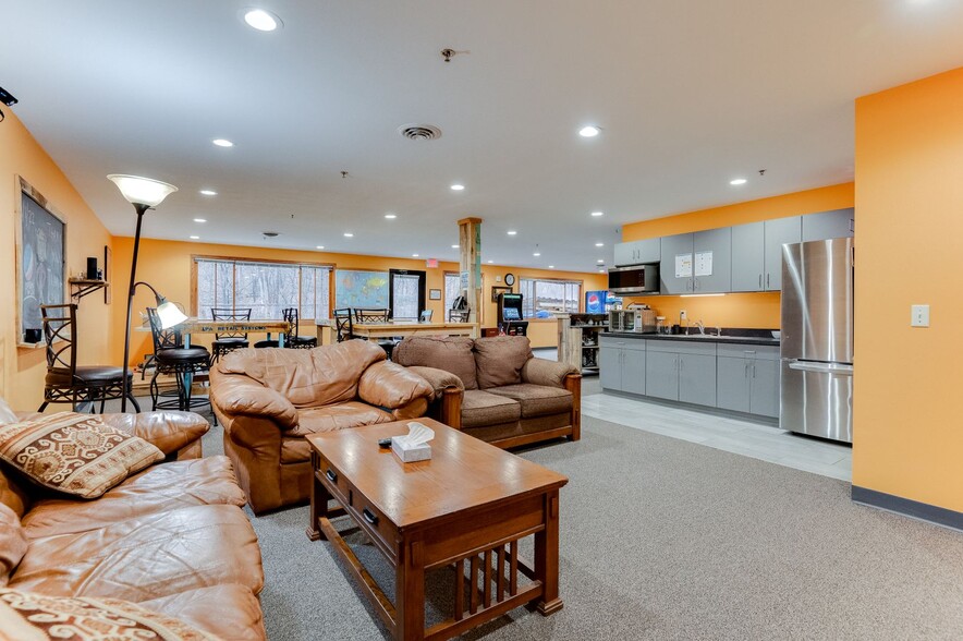 More Photos Of 11979 Cr-11, Burnsville Office For Sale