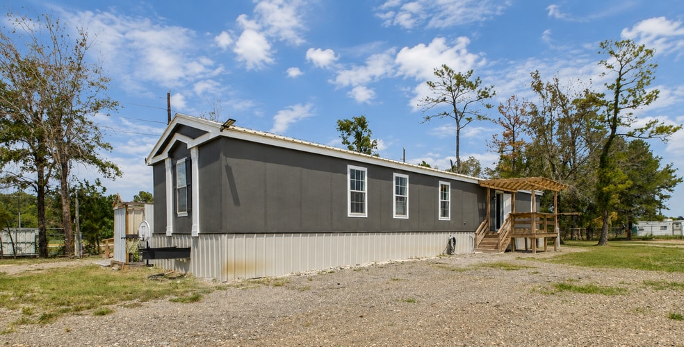 More Photos Of 12418 N Lake Houston Pkwy, Houston Land For Lease