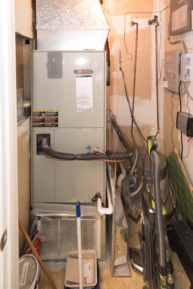 More Photos Of 8441 Belair Rd, Nottingham Medical For Lease