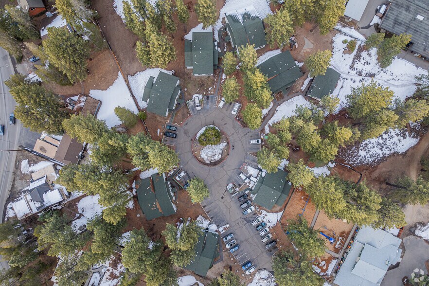 More Photos Of 3431 Spruce Ave, South Lake Tahoe Apartments For Sale