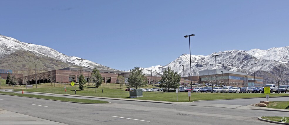 More Photos Of 577 S Chipeta Way, Salt Lake City Office For Lease