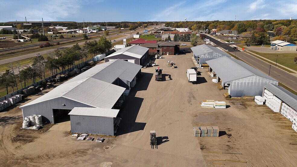 More Photos Of 12575 Oak View Ave, Becker Freestanding For Sale