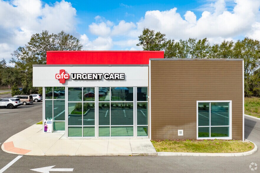 More Photos Of 11608 Boyette Rd, Riverview Coworking Space