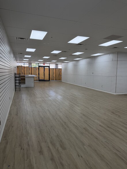 More Photos Of 3121 Ocean Ave, Brooklyn Storefront Retail Office For Lease