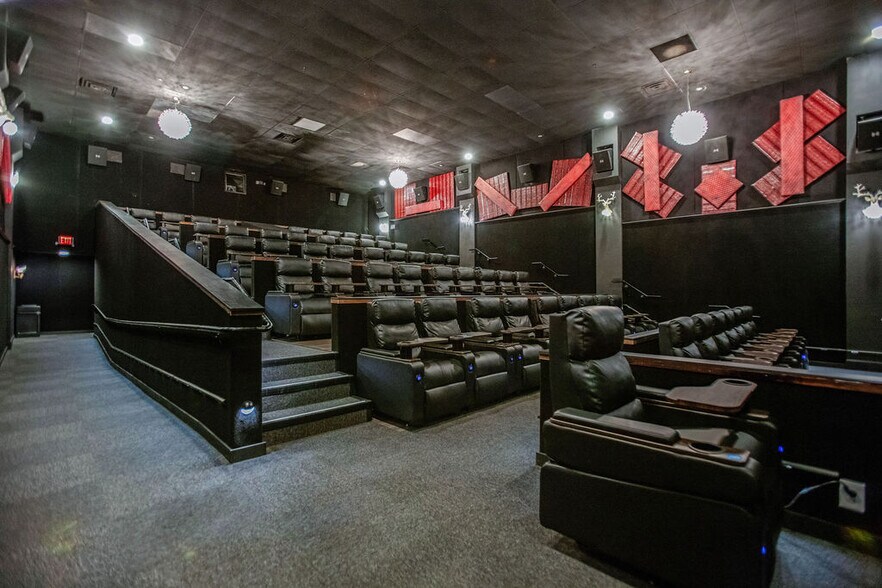 More Photos Of 4000 Fort Campbell Blvd, Hopkinsville Movie Theatre For Sale