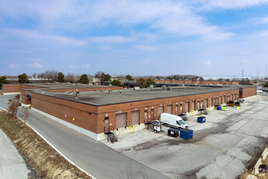 More Photos Of 270 Esna Park Dr, Markham Service For Sale