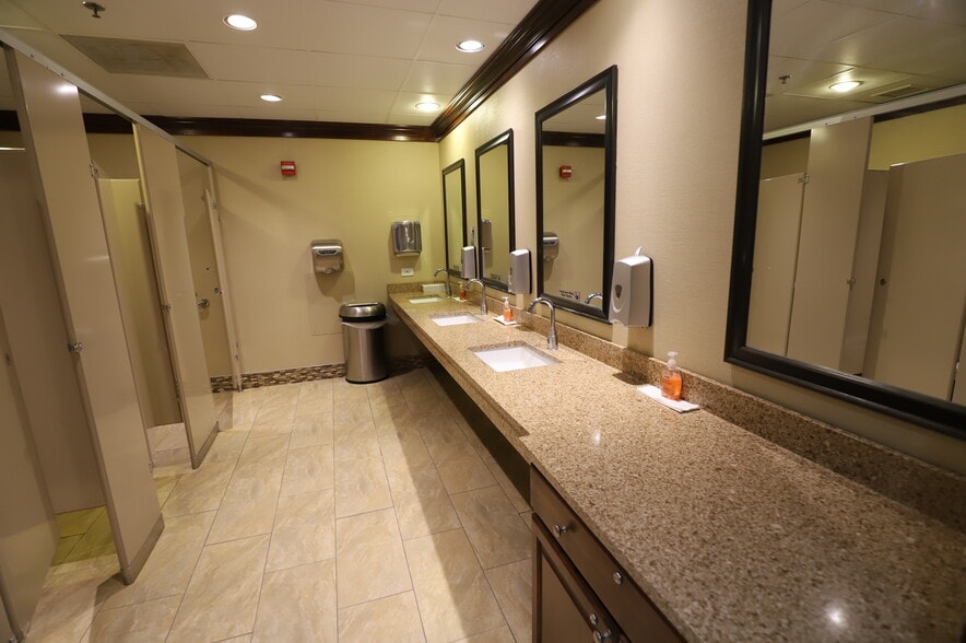 More Photos Of 35 Technology Dr, Warren Office For Sale