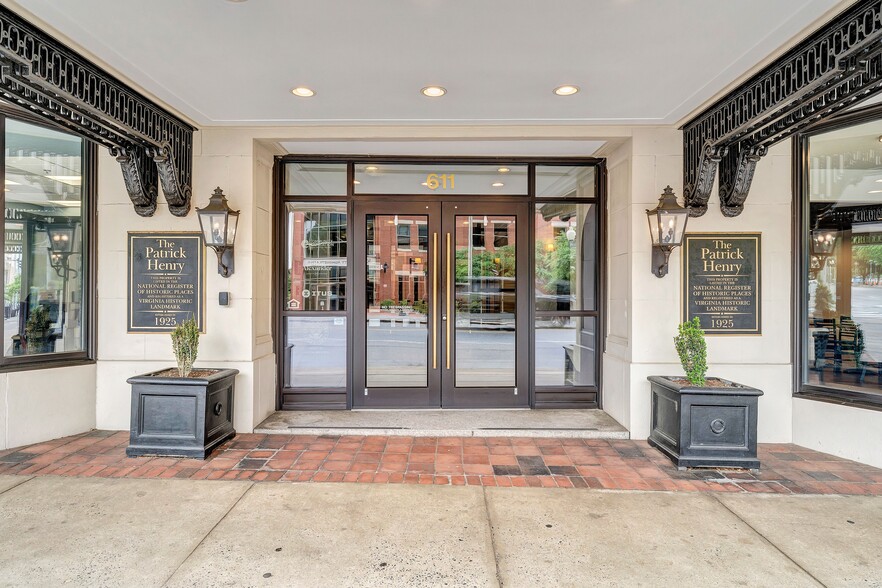 More Photos Of 611 S Jefferson St, Roanoke Apartments For Lease