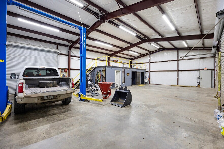 More Photos Of 8411 US Highway 64 W, Russellville Industrial For Sale