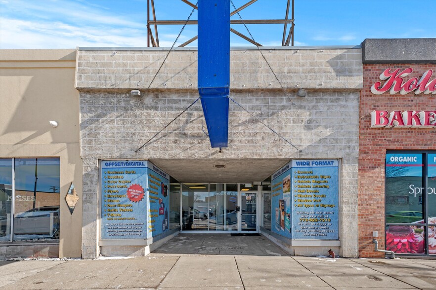 Primary Photo Of 2451 N Harlem Ave, Chicago Storefront For Sale