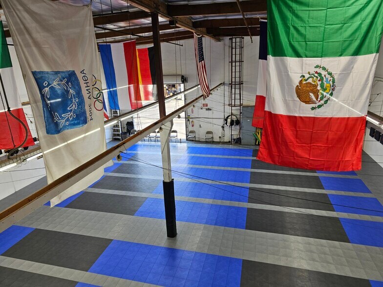 More Photos Of 3518 Lake Center Dr, Santa Ana Warehouse For Lease