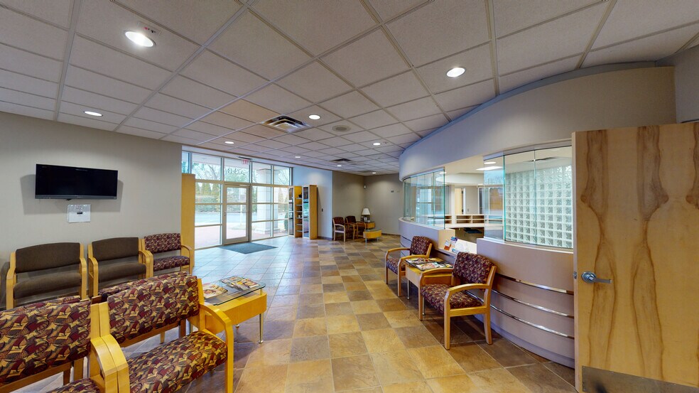 More Photos Of 203 Mocksville Ave, Salisbury Medical For Lease