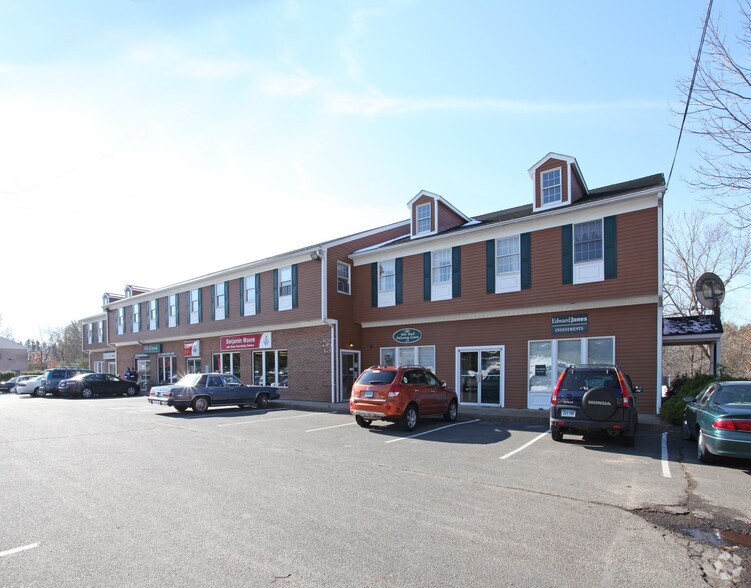 More Photos Of 550 N Main St, Southington Unknown For Lease