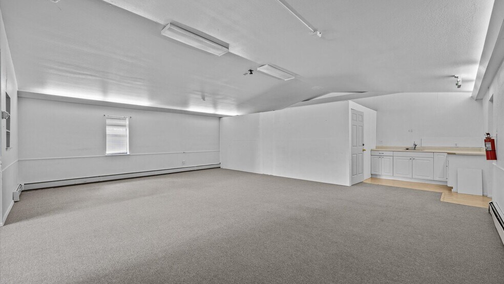 More Photos Of 2935 Patterson Rd, Grand Junction Specialty For Sale