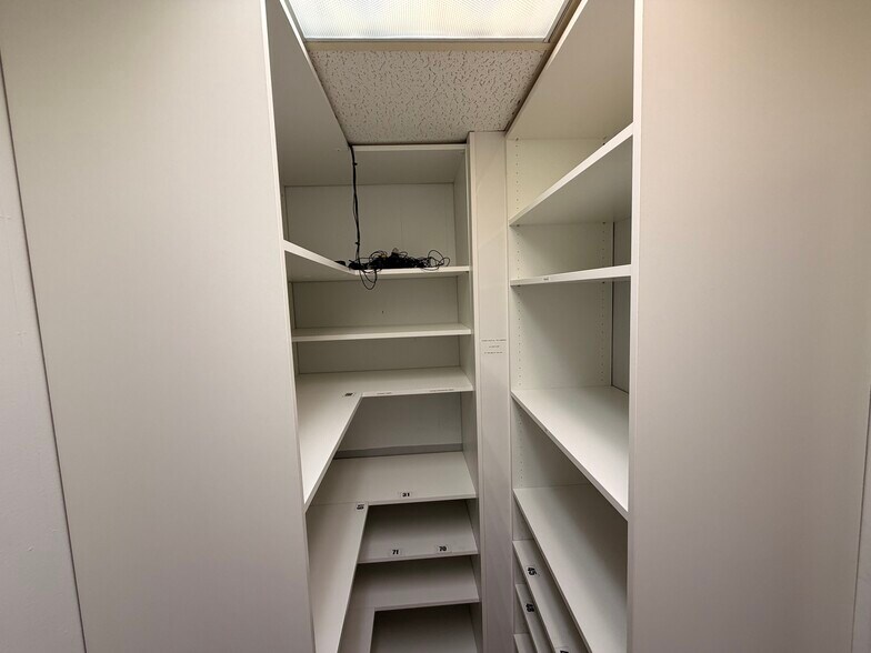 More Photos Of 2331 N State Road 7, Lauderdale Lakes Office For Sale