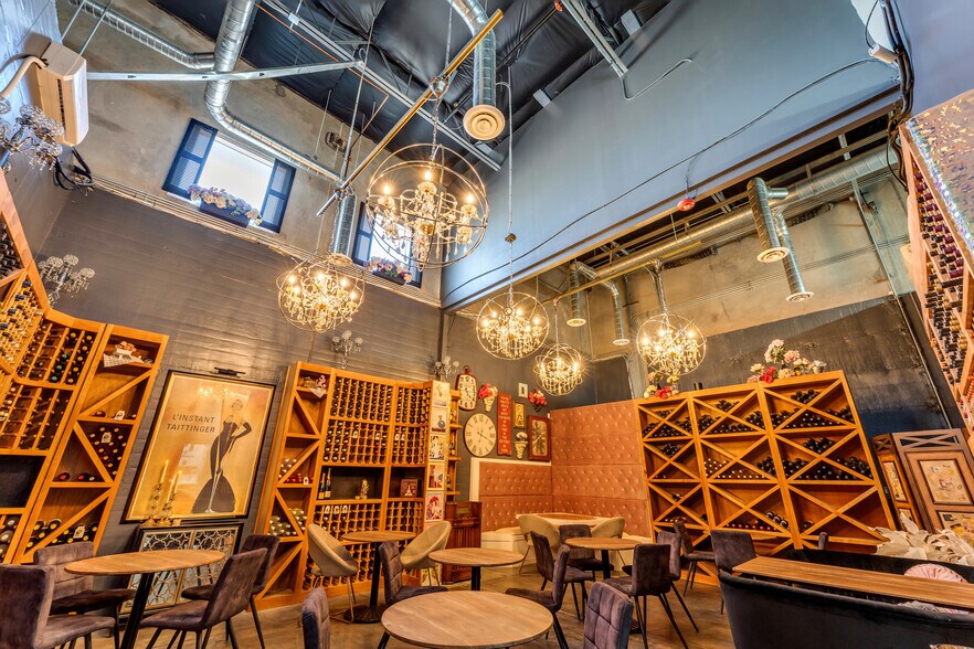 More Photos Of 9299 W Olive Ave, Peoria Light Manufacturing For Lease