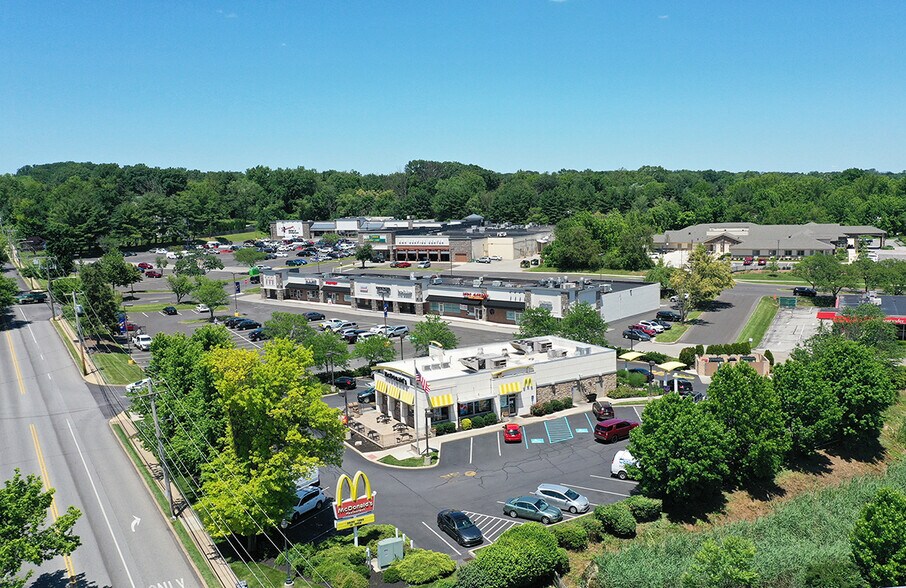 More Photos Of 1650 Dreshertown Rd, Dresher Unknown For Lease