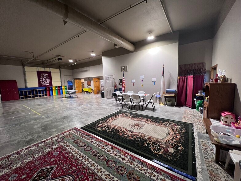 More Photos Of 9393 Old Highway 54, New Bloomfield Daycare Center For Sale