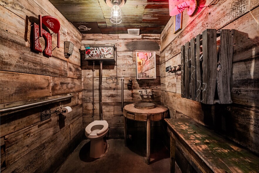 More Photos Of 3713 30th Ave, Long Island City Apartments For Lease