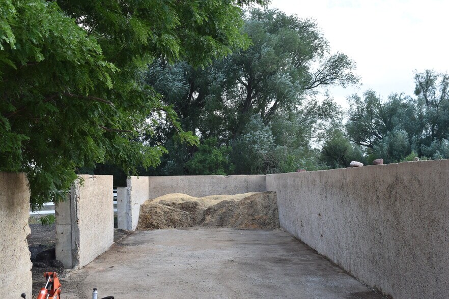 More Photos Of 8778 Arapahoe Rd, Boulder Horse Stables For Sale