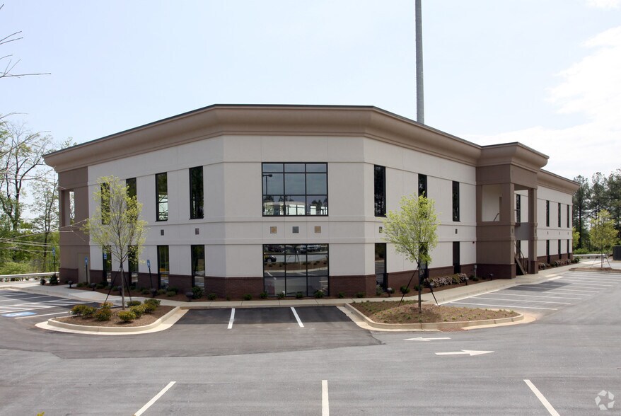More Photos Of 5461 Hillandale Dr, Lithonia Medical For Lease