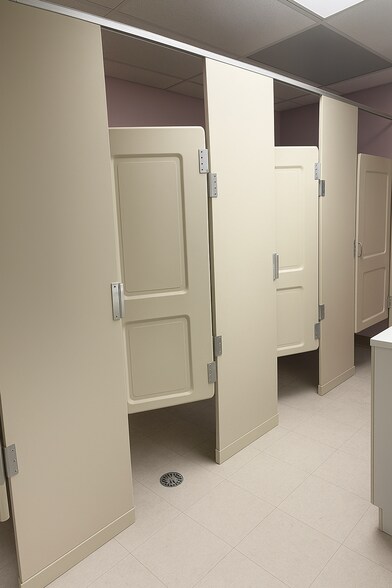 More Photos Of 1610 N Carey St, Baltimore Apartments For Lease