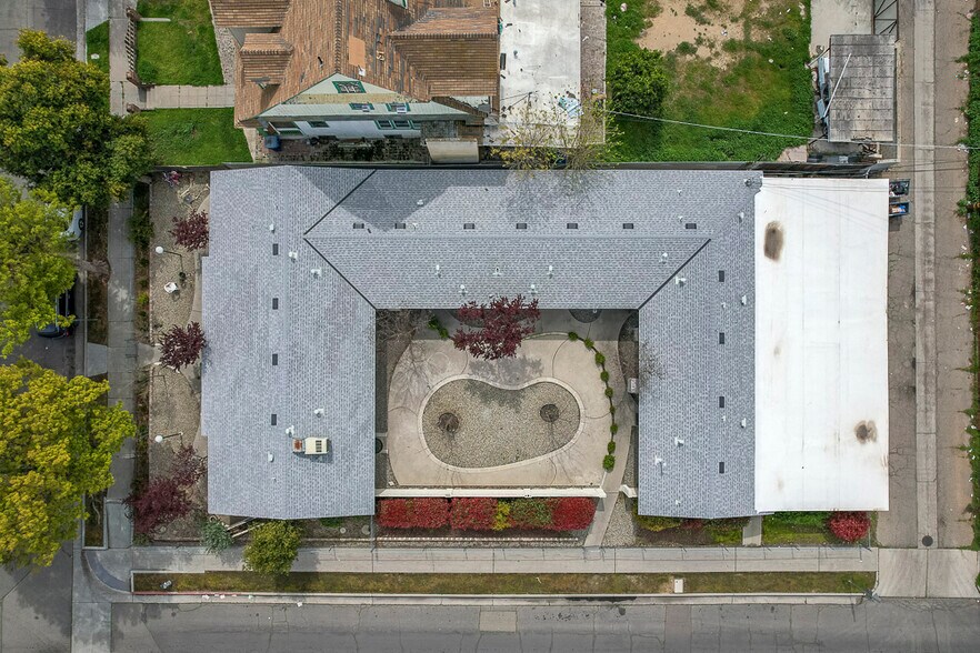 More Photos Of 289 N Calaveras St, Fresno Apartments For Sale