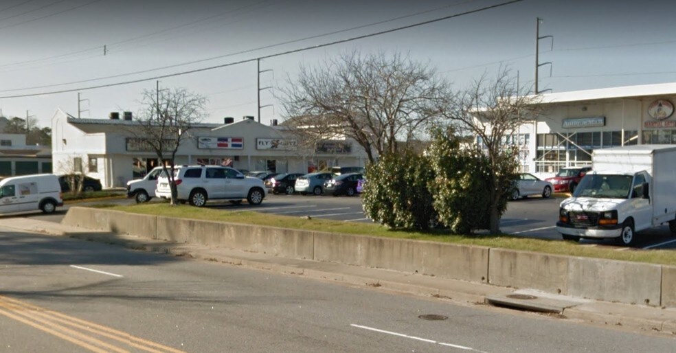 More Photos Of 3912 Bonney Rd, Virginia Beach Freestanding For Lease