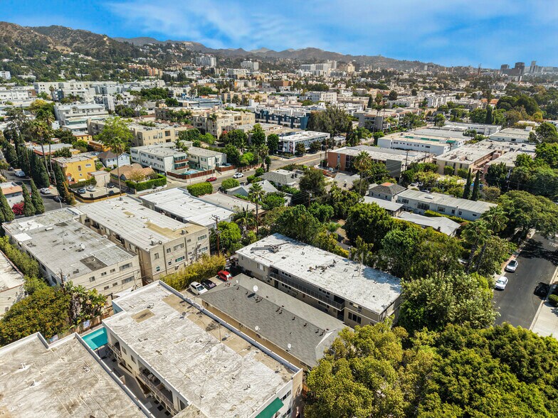 More Photos Of 7627 Hampton Ave, Los Angeles Apartments For Sale