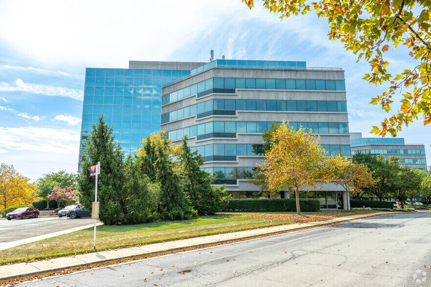 More Photos Of 4061 Powder Mill Rd, Beltsville Office For Lease