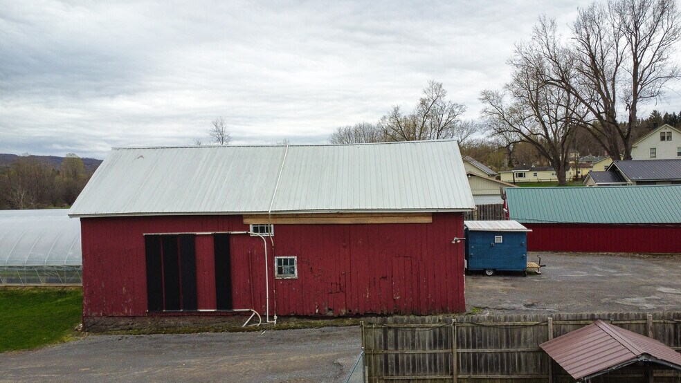 More Photos Of 2774 Oneida St, Sauquoit Specialty For Sale