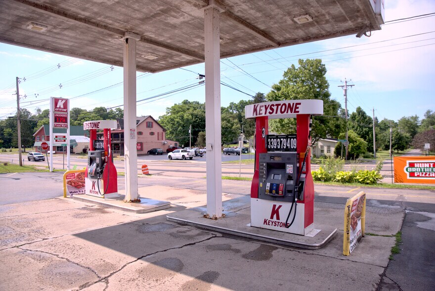 More Photos Of , Jamestown General Retail For Sale