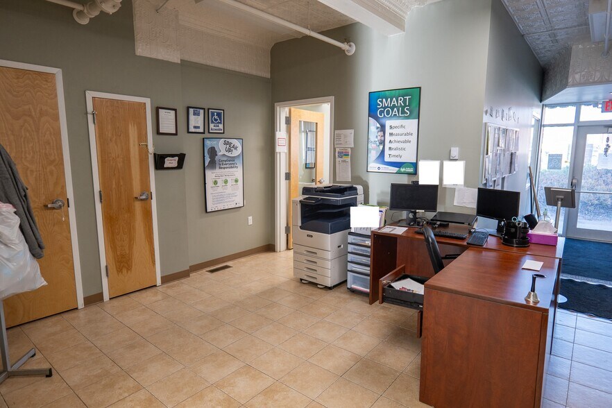 More Photos Of 4 Market Sq, Houlton Office For Sale