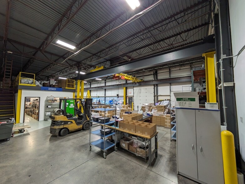 More Photos Of 620 Fairfield Ct, Ann Arbor Research And Development For Sale