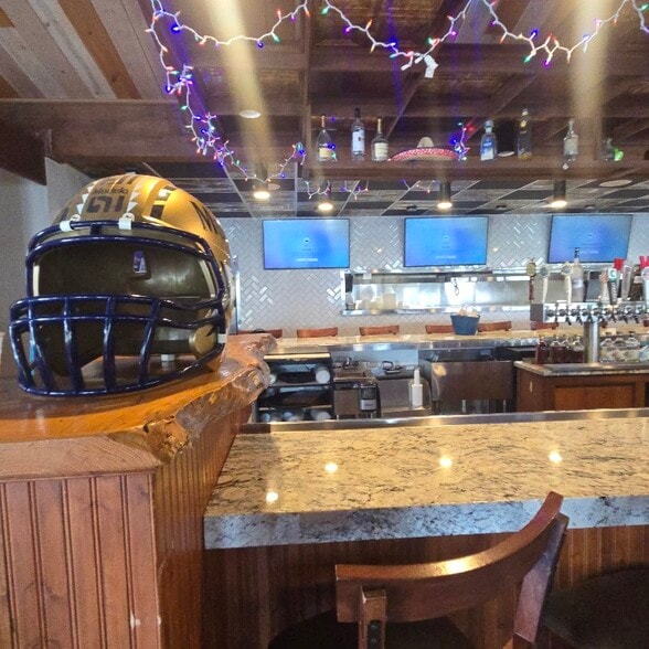 More Photos Of 2045 Brice Rd, Reynoldsburg Restaurant For Lease