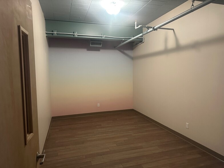 More Photos Of 901 Ethan Allen Hwy, Ridgefield Medical For Lease