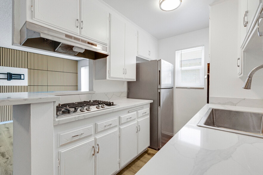 More Photos Of 3602 Keystone Ave, Los Angeles Apartments For Sale