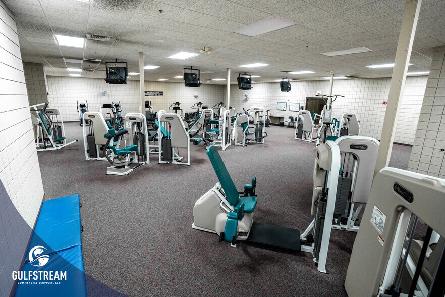 More Photos Of 5555 Wellness dr, Philpot Lodge Meeting Hall For Sale