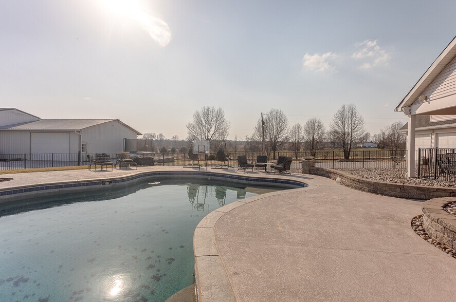 More Photos Of 836 E Highway N, Wentzville Flex For Sale