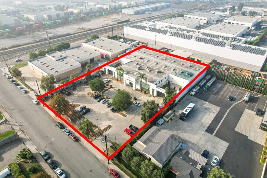 More Photos Of 207-211 Erie St, Pomona Warehouse For Lease