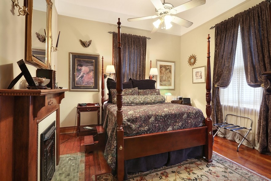 More Photos Of 120 S Pierce St, New Orleans Hotel For Sale