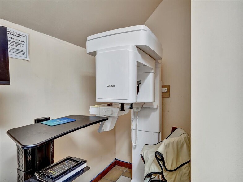 More Photos Of 2250 Union St, San Francisco Storefront Retail Office For Lease