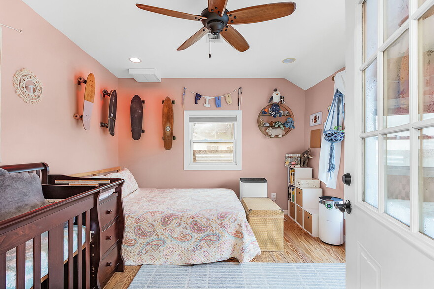 More Photos Of 530 Green St, Englewood Storefront Retail Residential For Sale