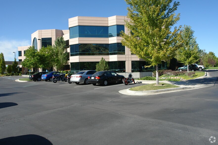 More Photos Of 5255 N Edgewood Dr, Provo Office For Lease