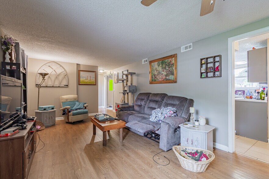 More Photos Of 4299 Sweden Dr, Hermitage Multifamily For Sale