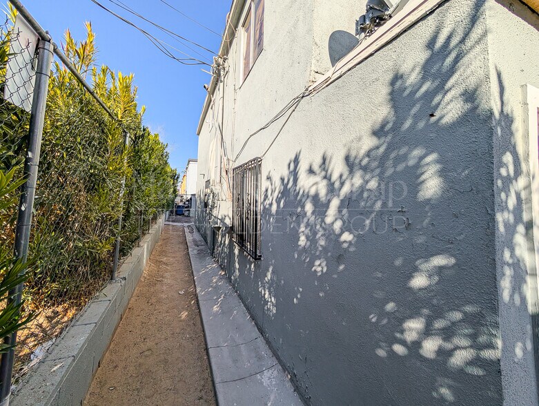 More Photos Of 841 N Bruce St, Las Vegas Apartments For Sale
