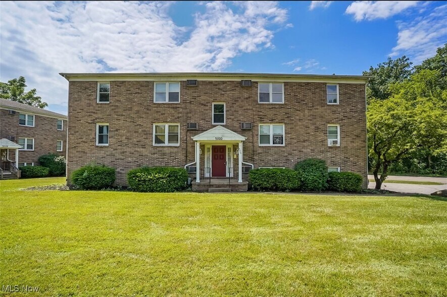 Primary Photo Of , Boardman Multifamily For Sale