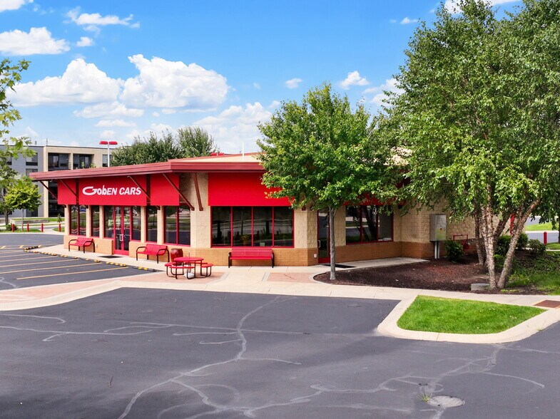 More Photos Of 2501 East Springs Dr, Madison Auto Dealership For Sale