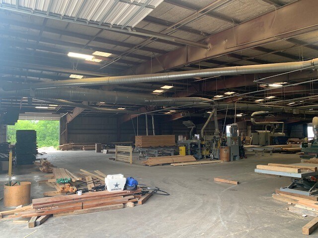 More Photos Of 600 Augustus St, Trenton Warehouse For Sale