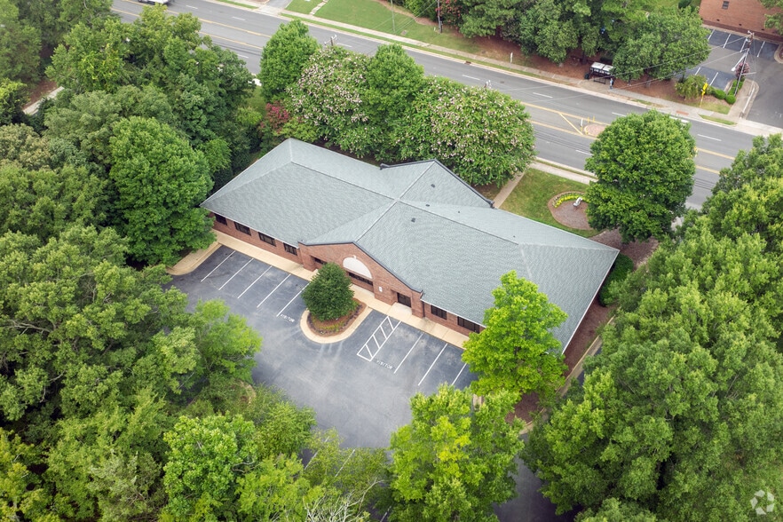 More Photos Of 1520 E Franklin St, Chapel Hill Medical For Sale